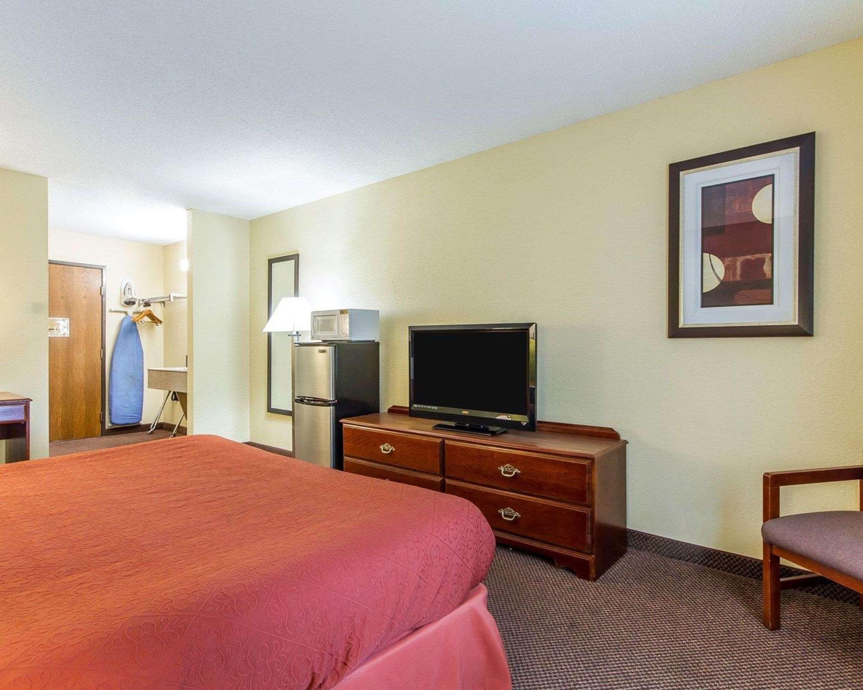 Americinn By Wyndham Reedsburg Eksteriør bilde